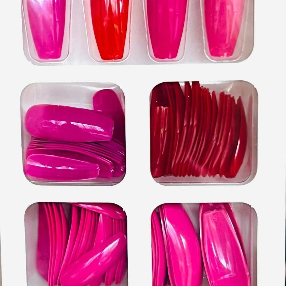 Fashion Nails Press-On Set in Bright Pink & Red 4 colors 192 nails bundle of 2